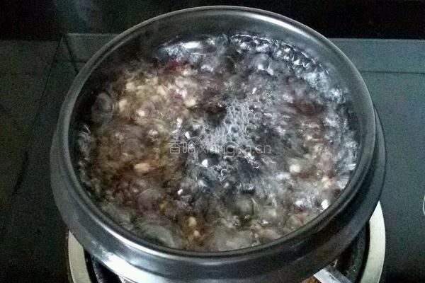 紫米红豆健康粥的做法图解5