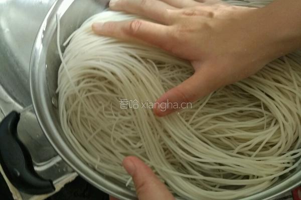 海鲜煮粉干的做法图解7