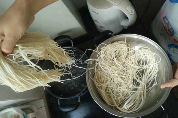 海鲜煮粉干的做法图解8