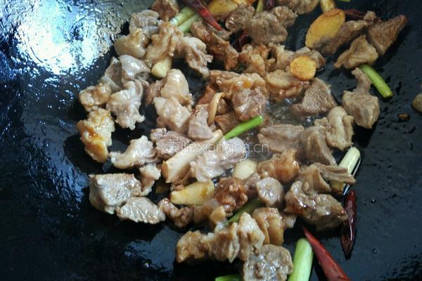 红烧羊肉胡萝卜的做法图解9