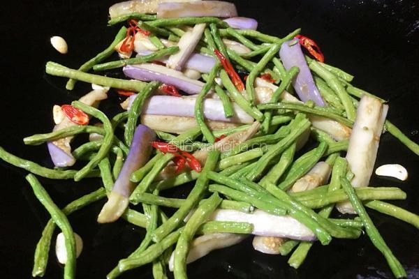 豆角烧茄子的做法图解10