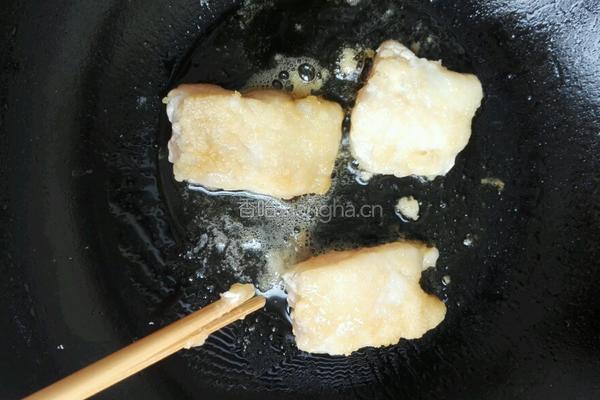 香煎巴沙鱼柳的做法图解3