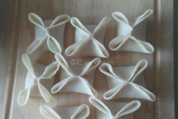 四喜鱼蓉蒸饺的做法图解8