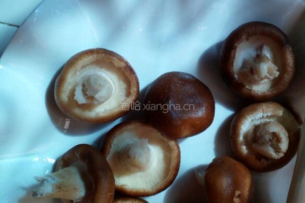 香菇小油菜的做法图解2
