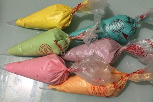 彩虹蛋糕卷的做法图解13