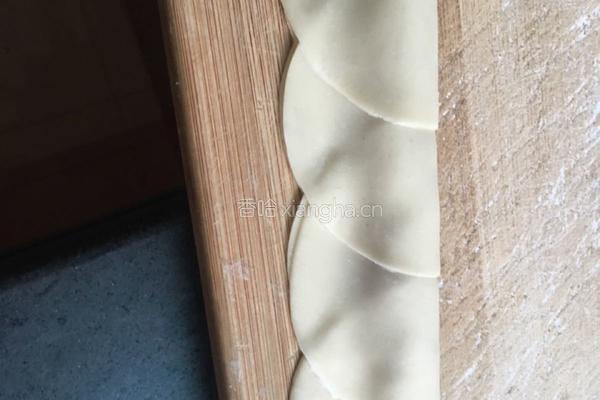 玫瑰煎饺的做法图解2