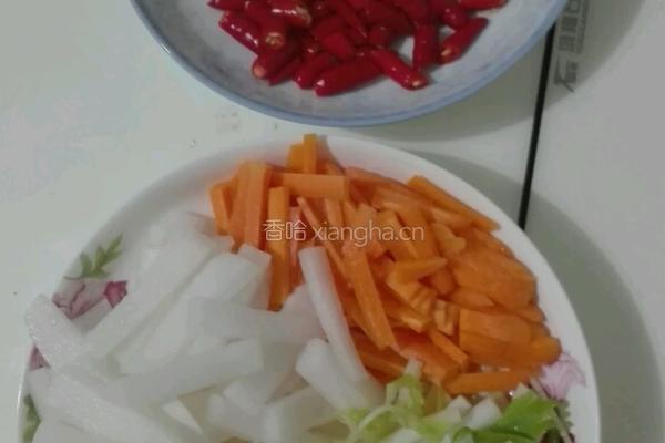 小米酸辣猪皮的做法图解2
