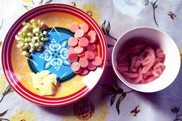 卷心菜炒螺旋面的做法图解4