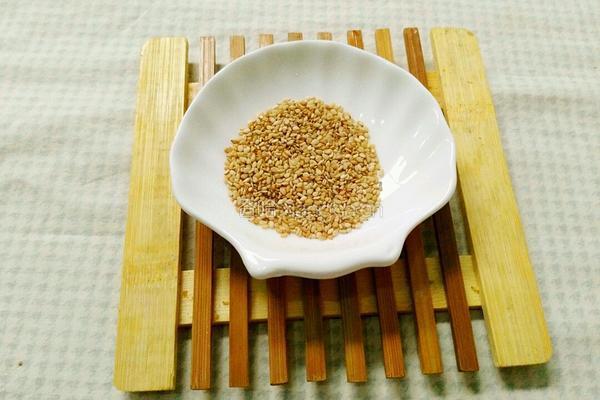 椒盐芝麻烤饼的做法图解3