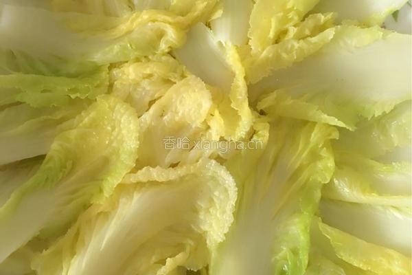 肉沫蒜蓉粉丝娃娃菜的做法图解2