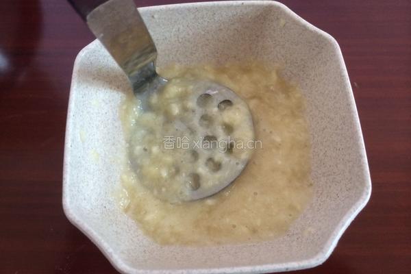 香蕉薄饼的做法图解1