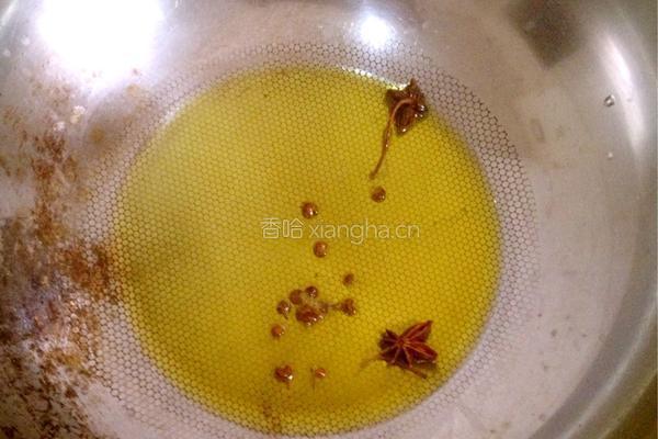 油面筋炖白菜的做法图解4