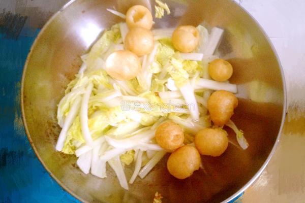 油面筋炖白菜的做法图解7