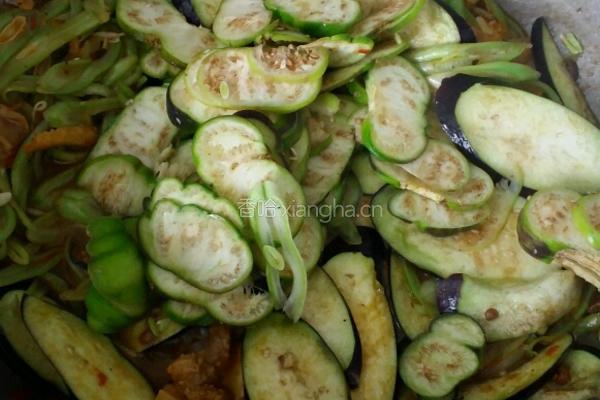 杂炒苦子金豆茄子的做法图解8