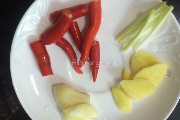 豆参煮鱼头的做法图解3