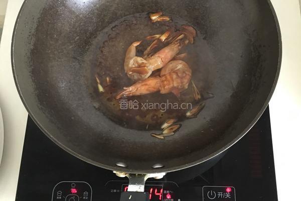 红酒醉虾的做法图解8