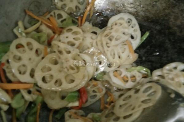 彩椒炒藕片的做法图解6