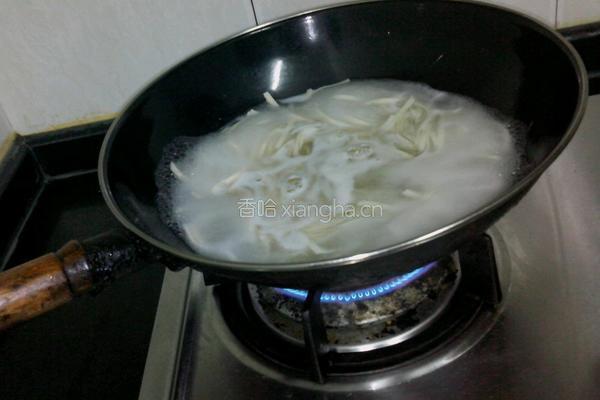 绿茶悠香宽带面条的做法图解6