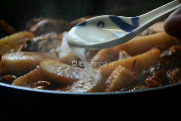 河蟹炒年糕的做法图解12