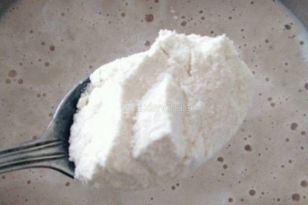香蕉核桃牛奶松饼的做法图解5