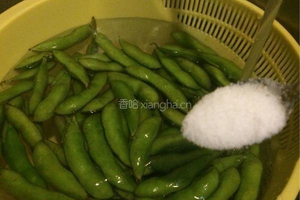香卤毛豆的做法图解1