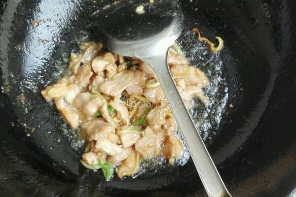 竹笋炒肉的做法图解4