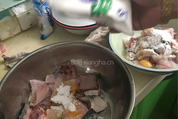石锅鱼的做法图解5