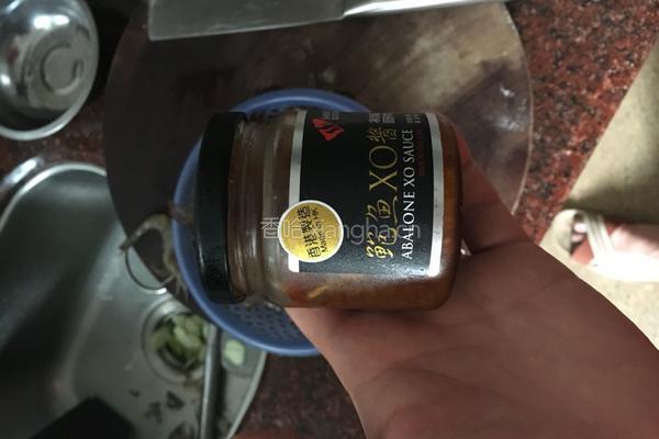 XO酱爆鲜虾的做法图解2