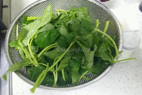 蒜泥空心蕖的做法图解1