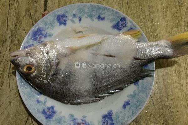 微波炉烤鱼的做法图解2