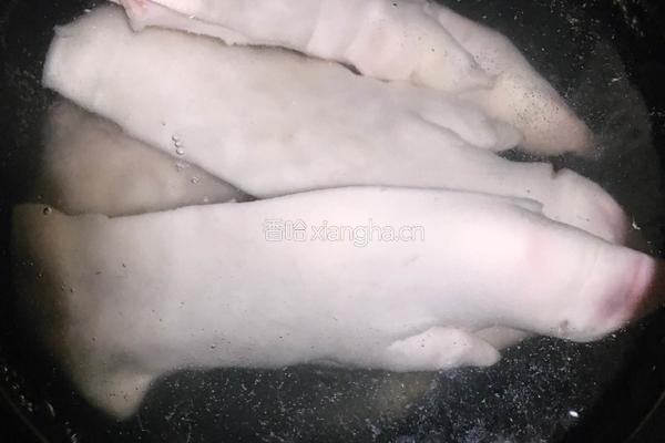 爱心烤猪蹄的做法图解2