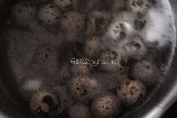 鹌鹑蛋糯米酒的做法图解2