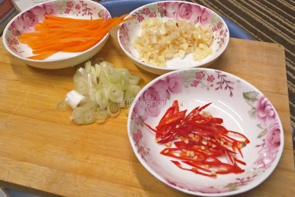 素鲁花菜的做法图解2