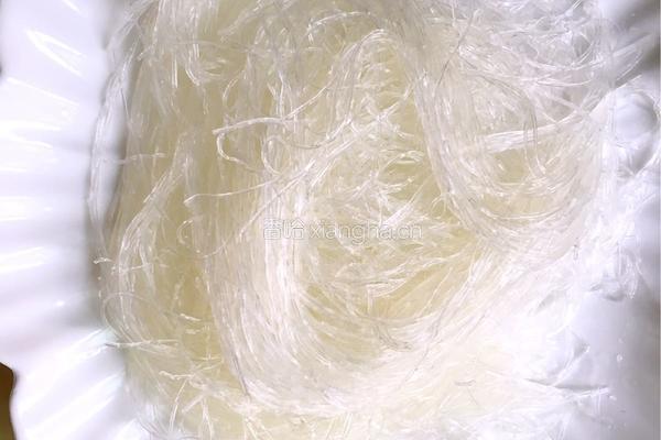 蒜香金针菇蒸粉丝的做法图解5