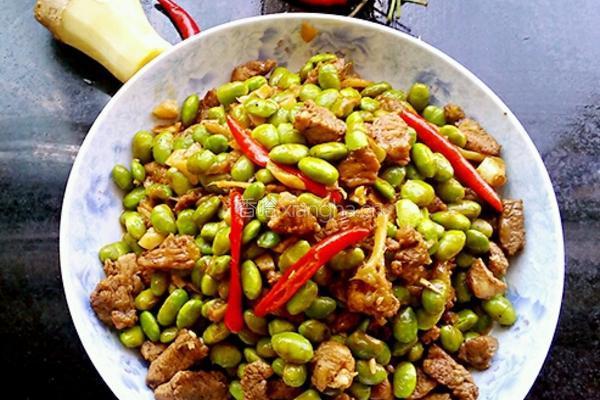 肉丁爆炒毛豆的做法图解11