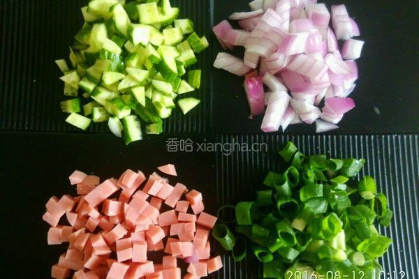 火腿馍丁鸡蛋饼（二人份）的做法图解4