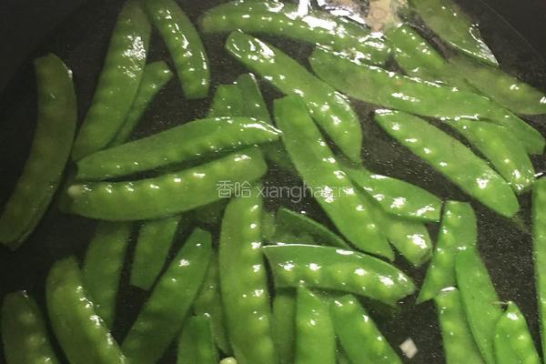 荷兰豆炒牛肉的做法图解1