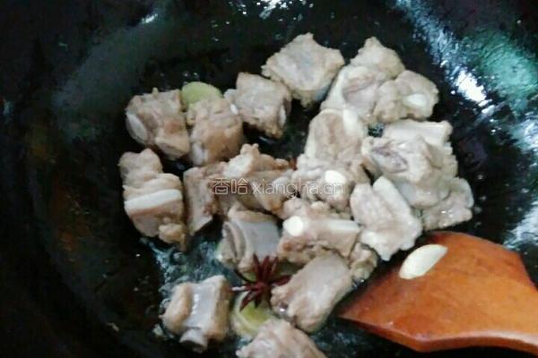 玉米土豆烧排骨的做法图解6