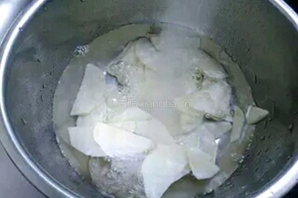 香辣土豆片的做法图解2