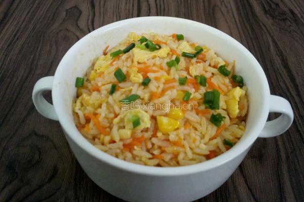 胡萝卜鸡蛋炒饭的做法图解10