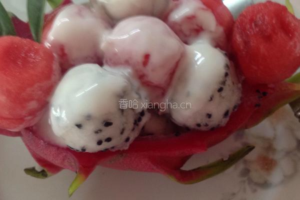 酸奶火龙果的做法图解4