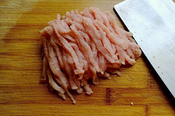 彩椒炒肉丝的做法图解2