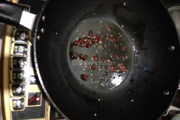 蕃茄炒洋芋的做法图解4