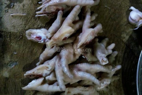 酸菜凤爪的做法图解4