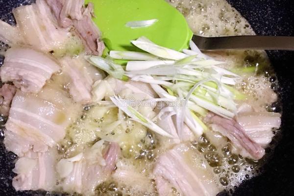 五花肉辣白菜豆腐汤的做法图解5