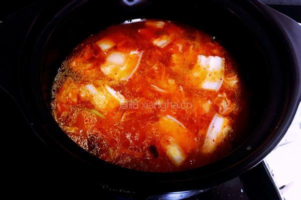 五花肉辣白菜豆腐汤的做法图解8