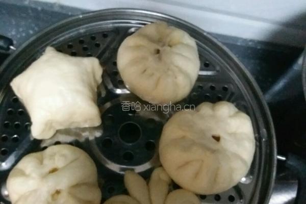 酸菜肉包子的做法图解3