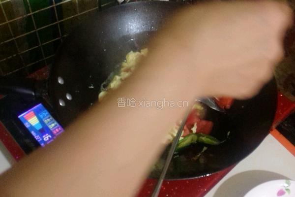 番茄炒鸡蛋(๑؂๑）的做法图解5