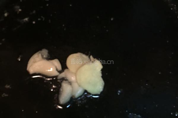 洋葱炒小鱿鱼的做法图解6