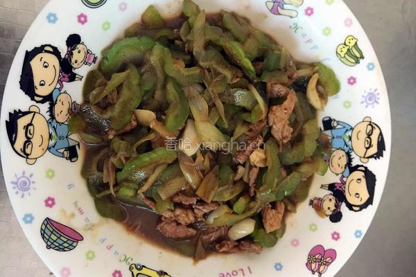 肉丝炒苦瓜的做法图解5